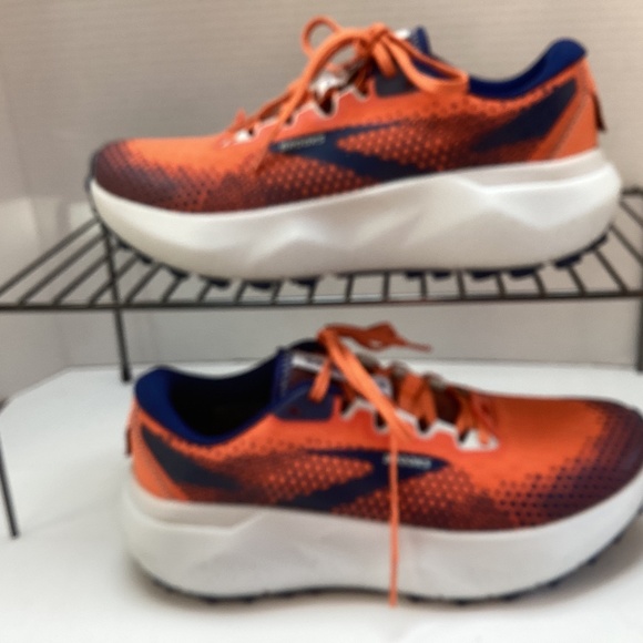 Brooks Caldera 6 Running Walking Sneakers Shoes Orange Men’s Size 8D EUC - Picture 4 of 6